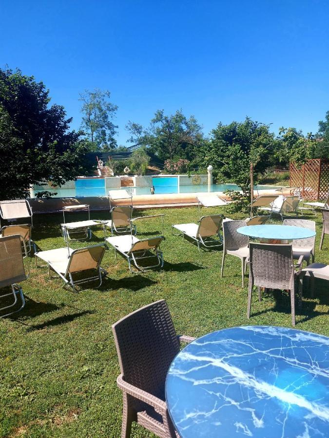 Agriturismo Cascina Madonnina Pregnana Milanese Bagian luar foto