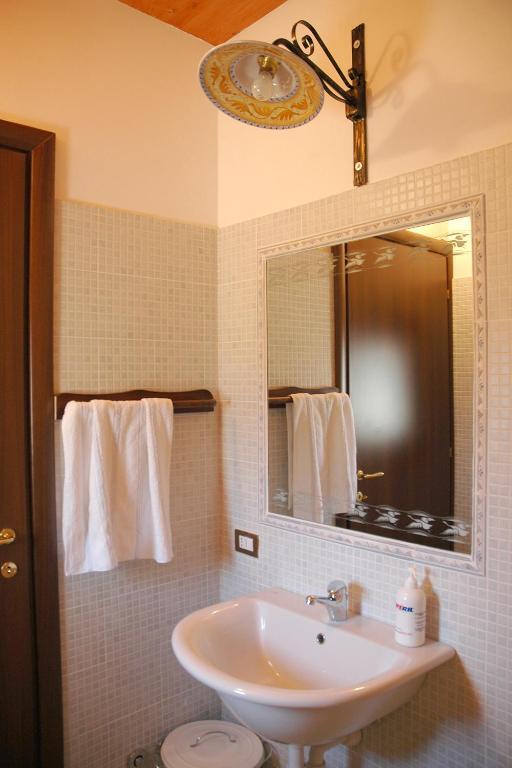 Agriturismo Cascina Madonnina Pregnana Milanese Ruang foto