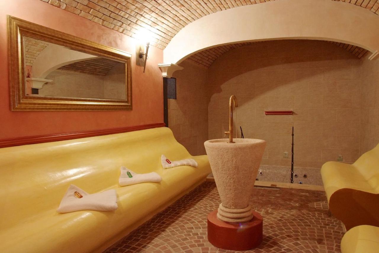 Agriturismo Cascina Madonnina Pregnana Milanese Bagian luar foto